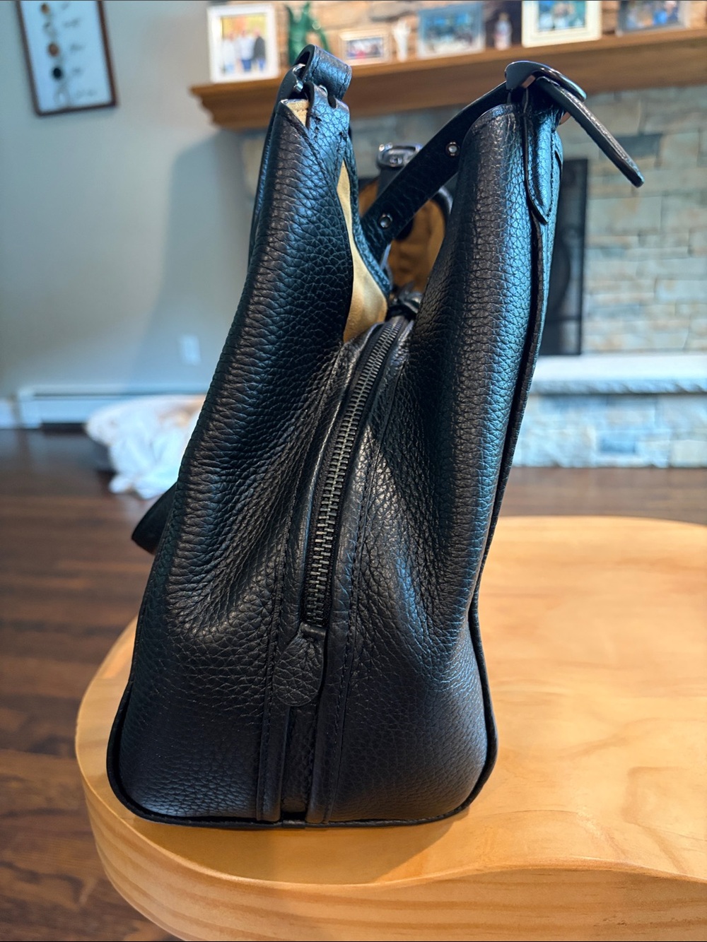 Coach Shoulder Bag - Picture 7 of 11